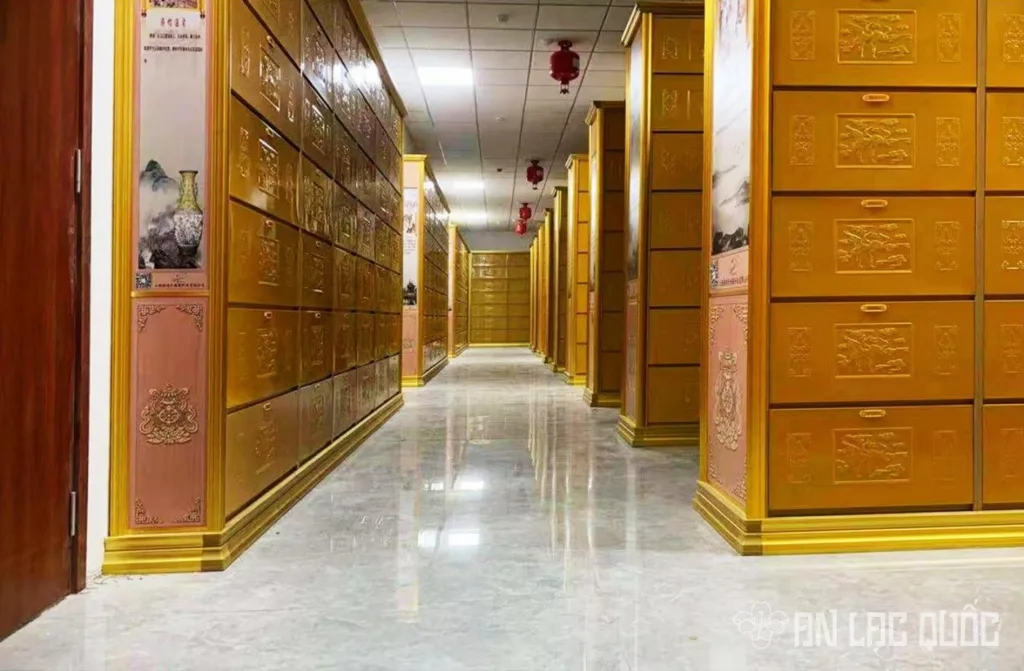 Nhà tro cốt