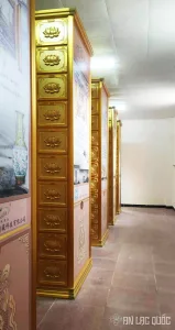 Nhà tro cốt